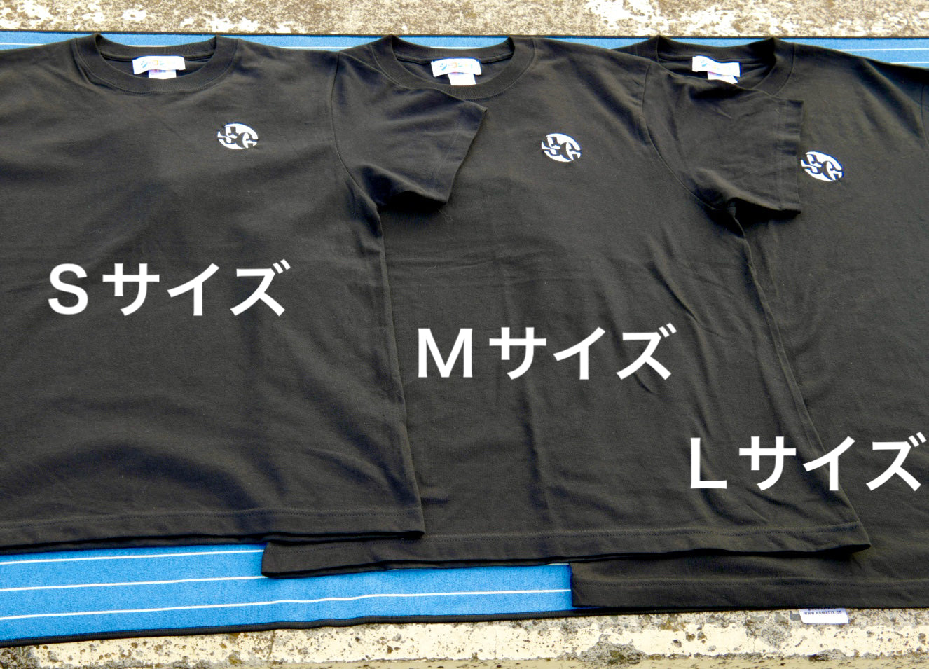 ロゴTシャツ