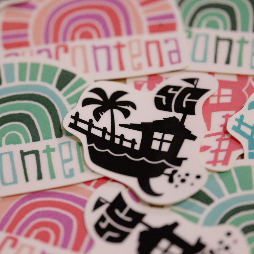 ビーチハウス・ロゴステッカー