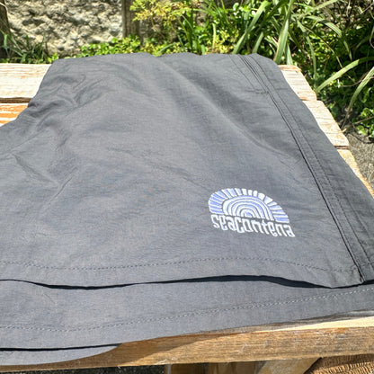 ショートパンツ