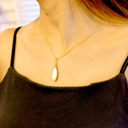 バイカラーネックレス（黒珊瑚× 白蝶貝）