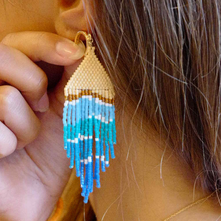 ビーズフリンジピアス
