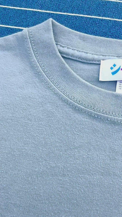 ロゴTシャツ